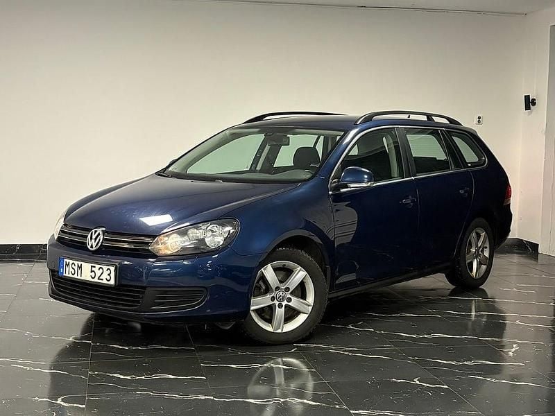 Begagnad VW Golf VII 105 HK (77 kW) 2013 Blå Kombi