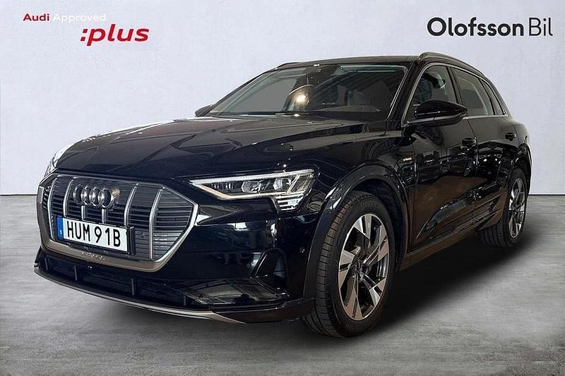 Svart Begagnad 2022 Audi e-tron Proline SUV | 429 900 kr (Marknadspris) - Bild 1/4