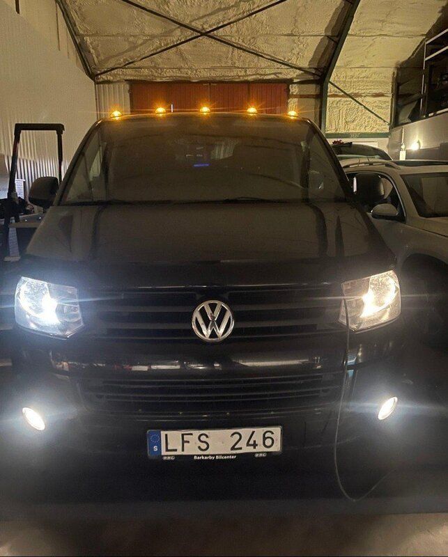 Svart Begagnad 2011 VW T5 Van | 98 000 kr (Bra pris) - Bild 1/4