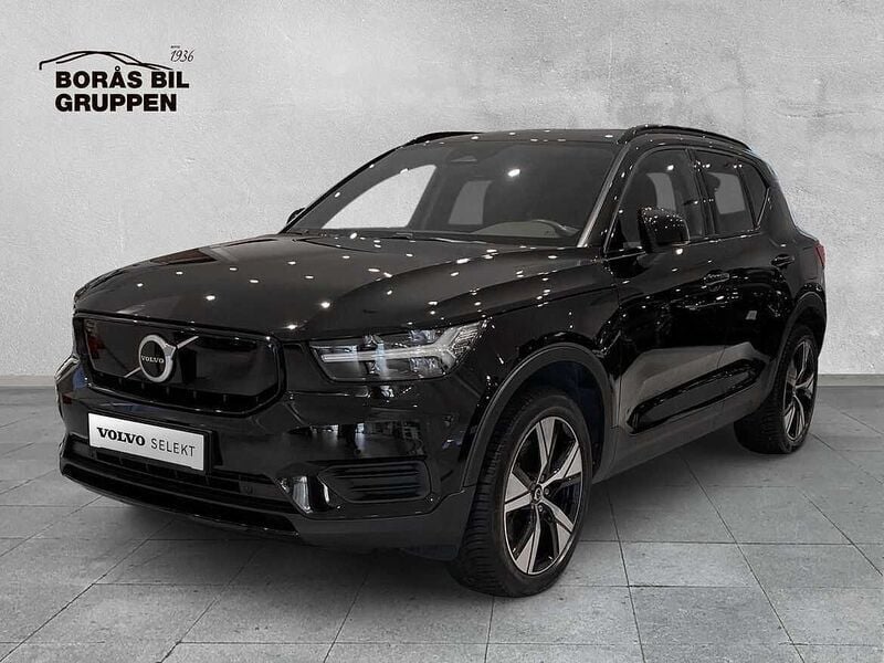Svart Begagnad 2022 Volvo XC40 Core SUV | 329 000 kr - Bild 1/4