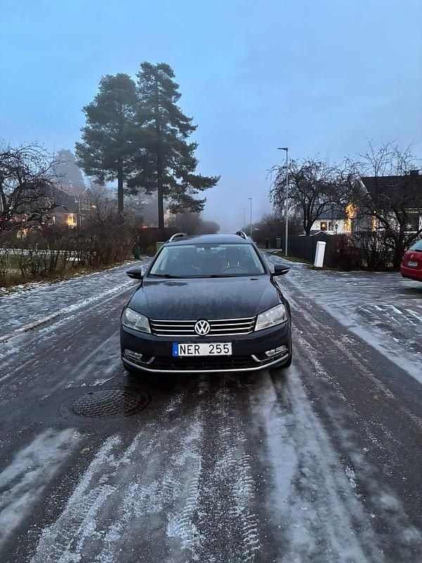 Begagnad 2013 VW Passat Kombi | 44 900 kr (Marknadspris) - Bild 1/4