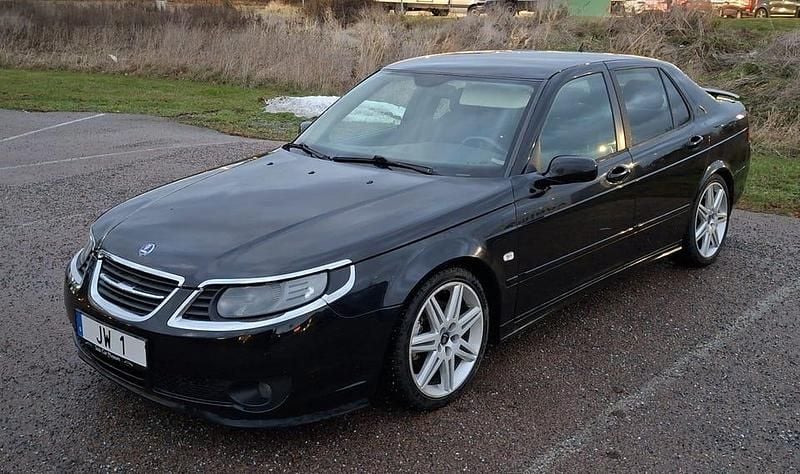 Begagnad 2006 Saab 9-5 Aero Sedan | 32 000 kr (Marknadspris) - Bild 1/4