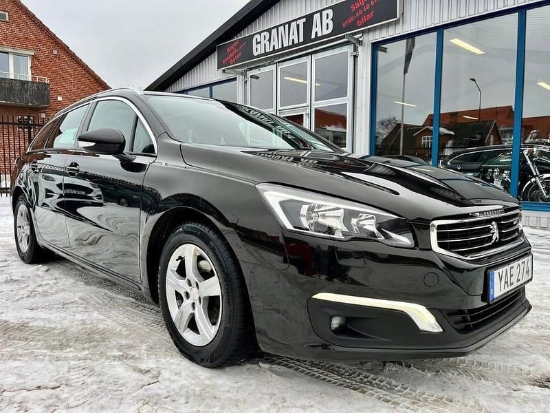 Begagnad Peugeot 508 SW 120 HK (88 kW) 2015 Brun met Kombi