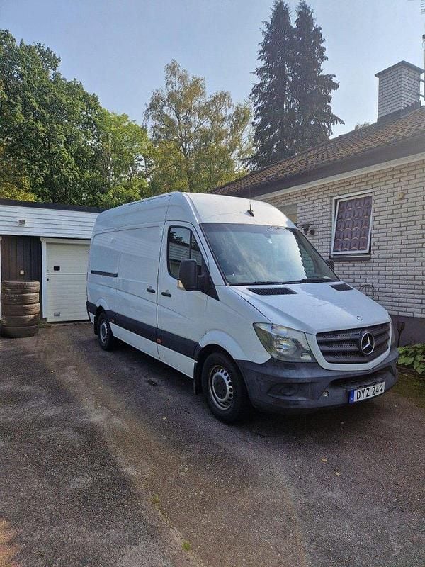 Vit Begagnad 2015 Mercedes 316 Van | 149 000 kr - Bild 1/4