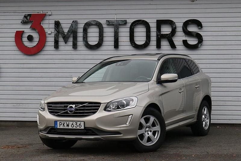 Ljusbrun (brun) Begagnad 2017 Volvo XC60 Standard SUV | 195 900 kr (Bra pris) - Bild 1/4