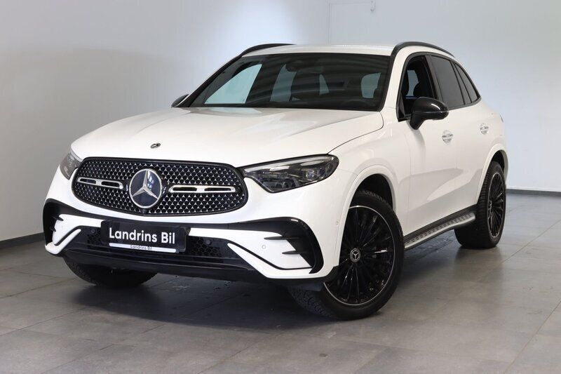 Vit Begagnad 2023 Mercedes GLC400d AMG Line Premium Halvkombi | 759 000 kr - Bild 1/4