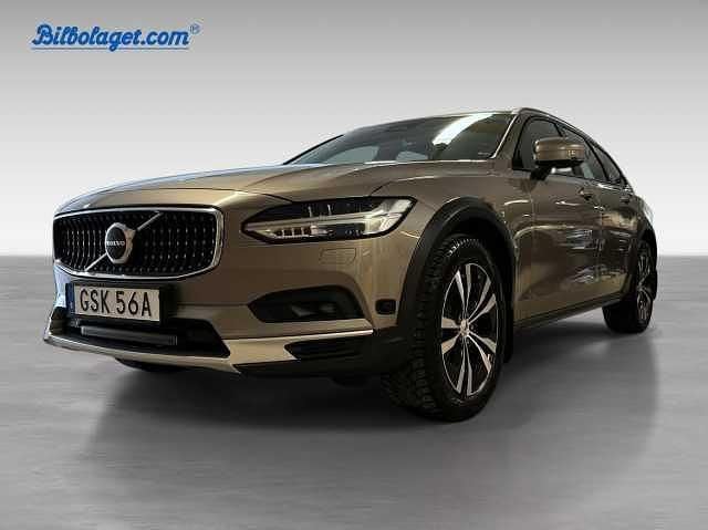 Begagnad Volvo V90 CC 197 HK (144 kW) 2022 Kombi