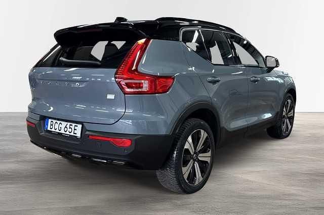 Begagnad Volvo XC40 Single Motor 175 kW (238 HK) 2023 Grå SUV