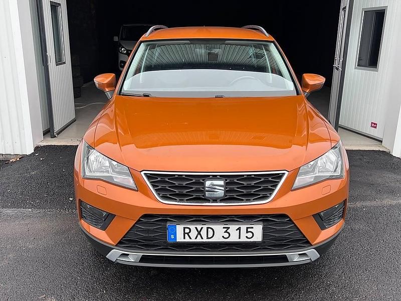 Begagnad Seat Ateca Ecomotive 116 HK (85 kW) 2018 Orange SUV