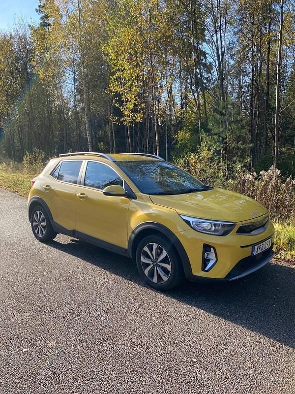 Begagnad Kia Stonic 120 HK (88 kW) 2022 SUV