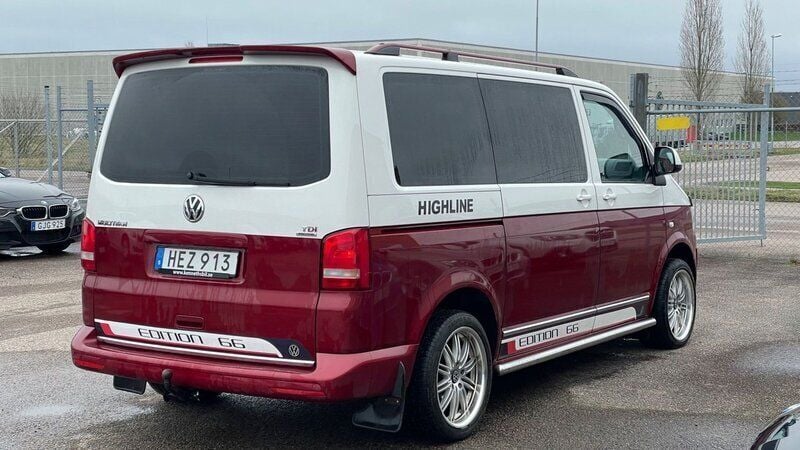 Begagnad VW Multivan Highline 180 HK (132 kW) 2014 Vit Van