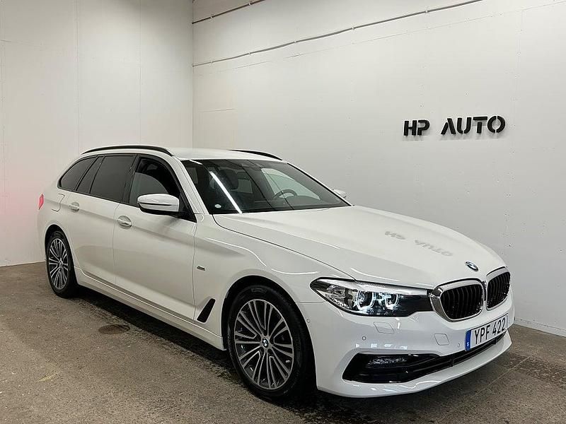 Begagnad BMW 520 Sport Line 190 HK (139 kW) 2017 Vit Kombi