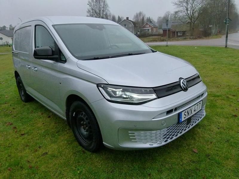 Silver Begagnad 2021 VW Caddy Minibuss | 219 000 kr (Bra pris) - Bild 1/4
