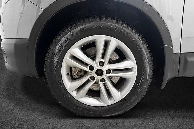 Begagnad Nissan Qashqai +2 141 HK (103 kW) 2011 Grå SUV