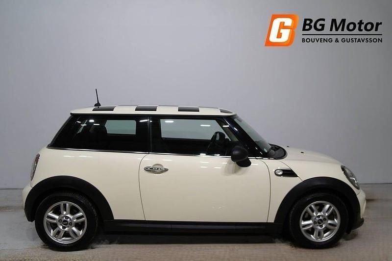 Begagnad Mini ONE 98 HK (72 kW) 2013 Vit Halvkombi