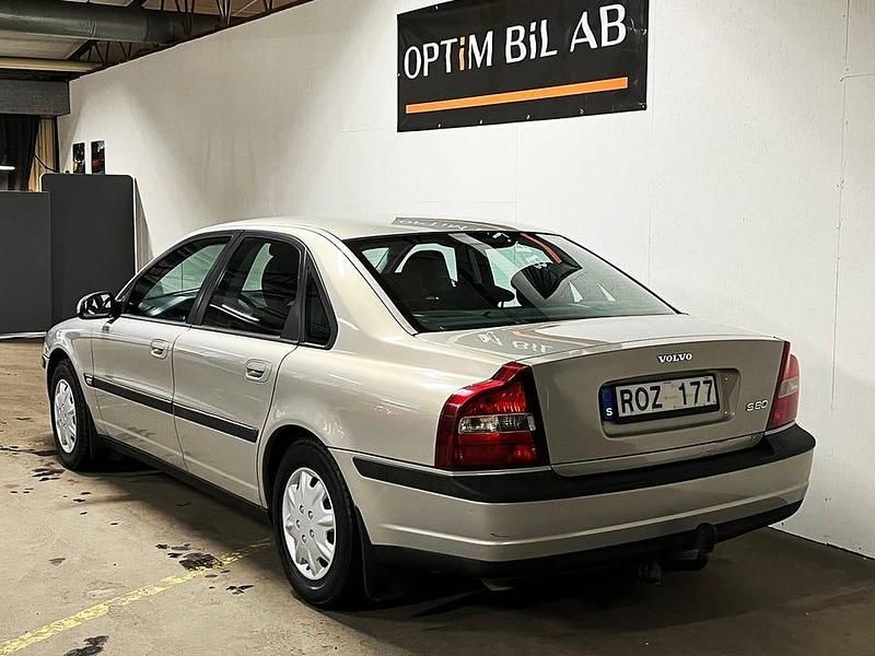 Begagnad Volvo S80 170 HK (125 kW) 2001 Gråmet Sedan