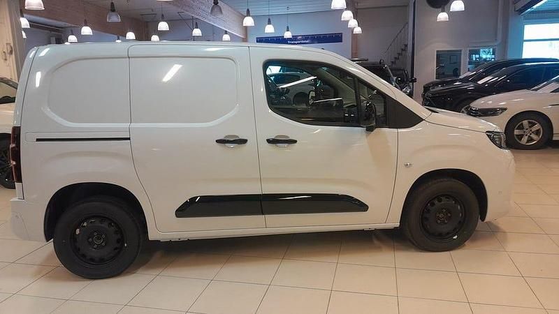 Ny Opel Combo Elite 131 HK (96 kW) 2025 Vit