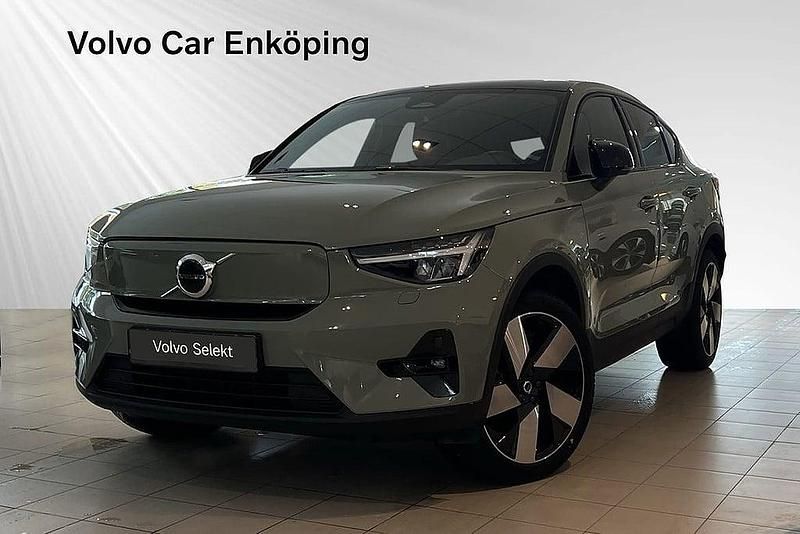 Grön Begagnad 2023 Volvo C40 Plus SUV | 389 900 kr (Marknadspris) - Bild 1/3