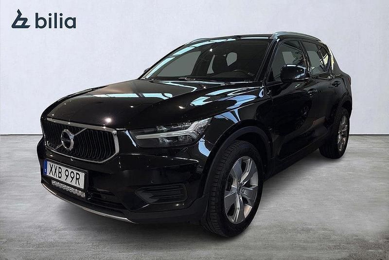 Svart Begagnad 2021 Volvo XC40 Pro SUV | 299 500 kr (Marknadspris) - Bild 1/3