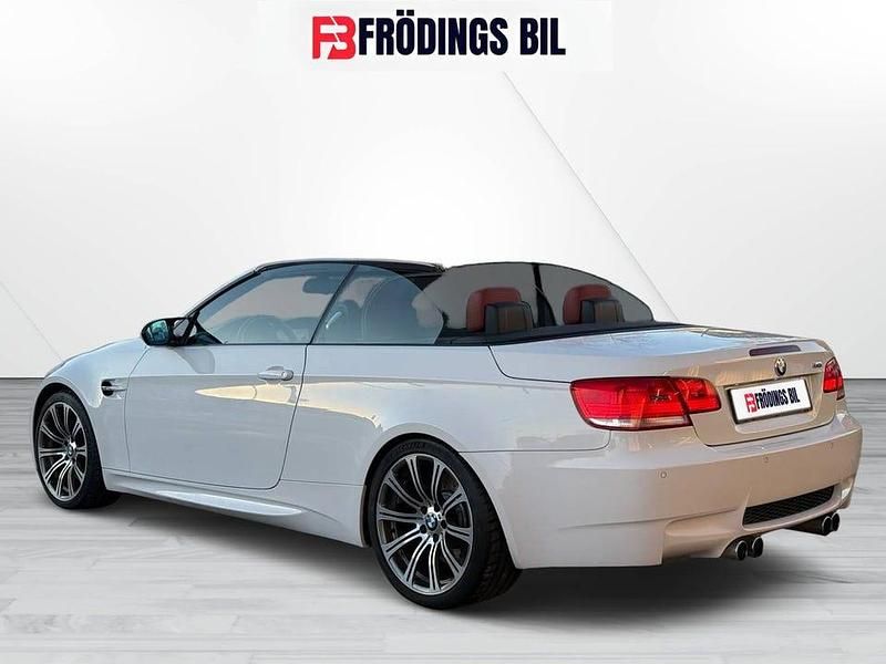 Begagnad BMW M3 420 HK (308 kW) 2008 Vit Cab