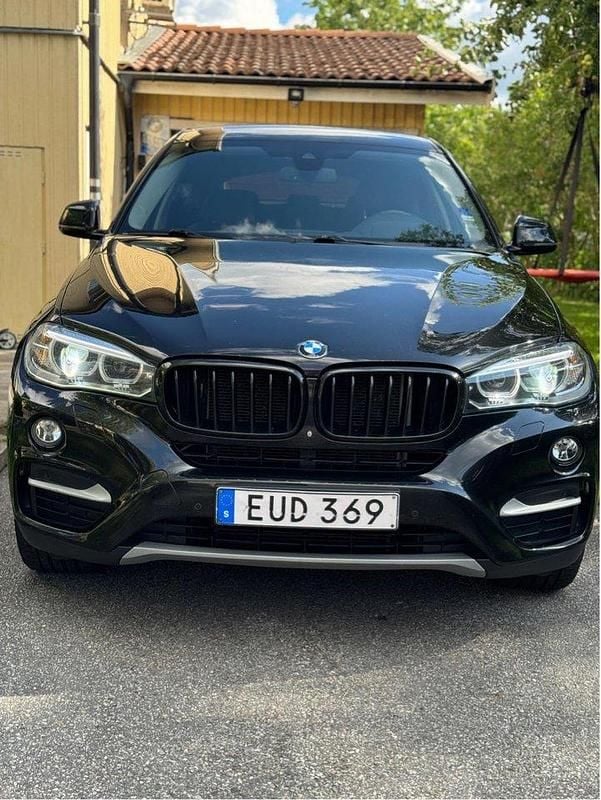 Svart Begagnad 2015 BMW X6 SUV | 265 000 kr (Bra pris) - Bild 1/4