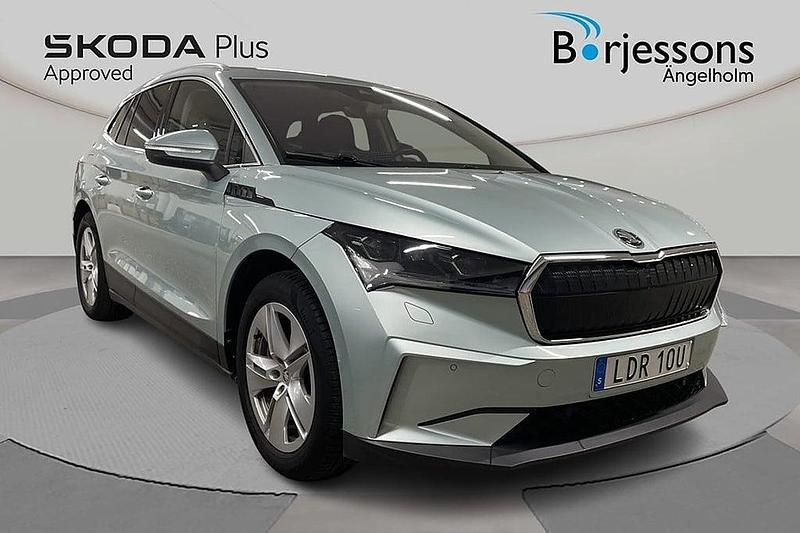Silver Begagnad 2022 Skoda Enyaq iV SUV | 379 000 kr (Marknadspris) - Bild 1/4