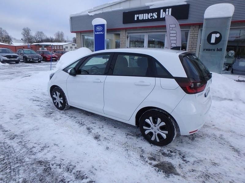 Begagnad Honda Jazz Elegance 109 HK (80 kW) 2022 Vit Halvkombi