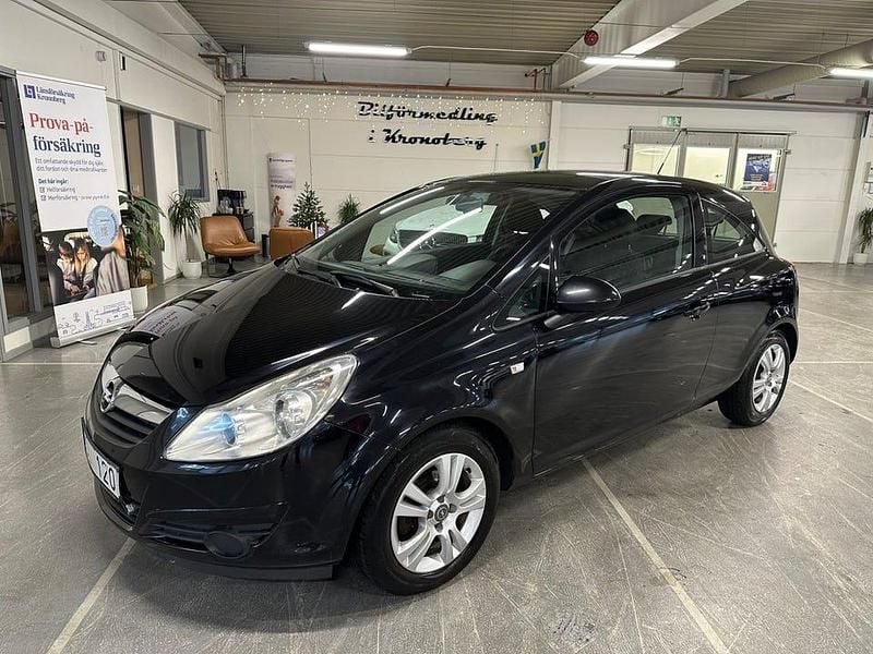 Svart Begagnad 2010 Opel Corsa Enjoy Kombi | 39 900 kr (Dyr) - Bild 1/4