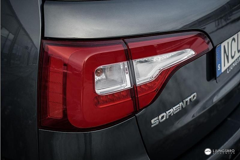 Begagnad Kia Sorento 197 HK (144 kW) 2012 Grå SUV