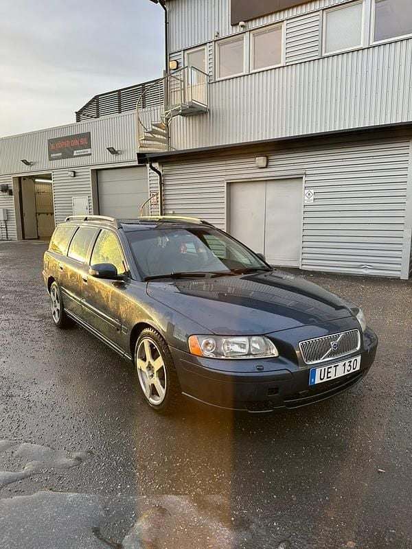 Begagnad Volvo V70 163 HK (119 kW) 2008 Kombi