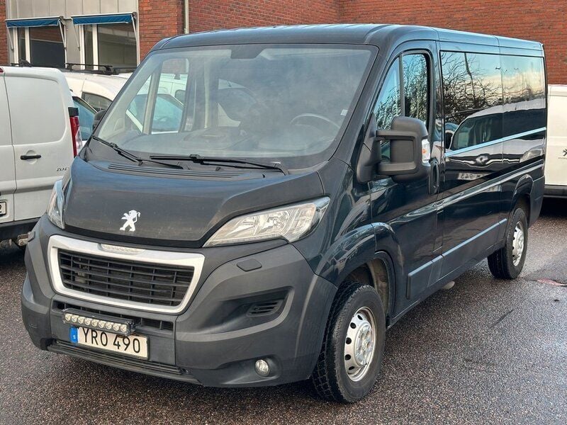 Svart Begagnad 2019 Peugeot Boxer Van | 149 000 kr (Bra pris) - Bild 1/4
