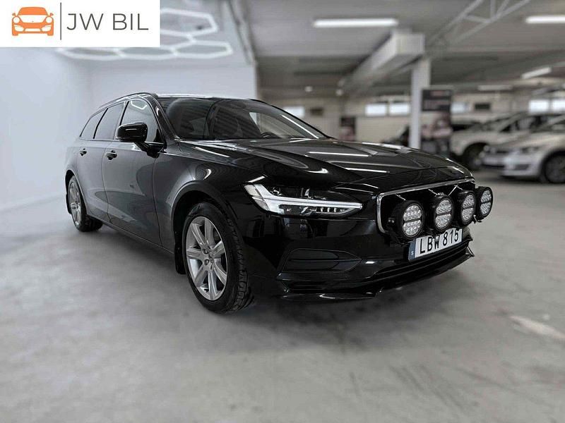 Svart Begagnad 2018 Volvo V90 Kombi | 249 600 kr (Marknadspris) - Bild 1/4