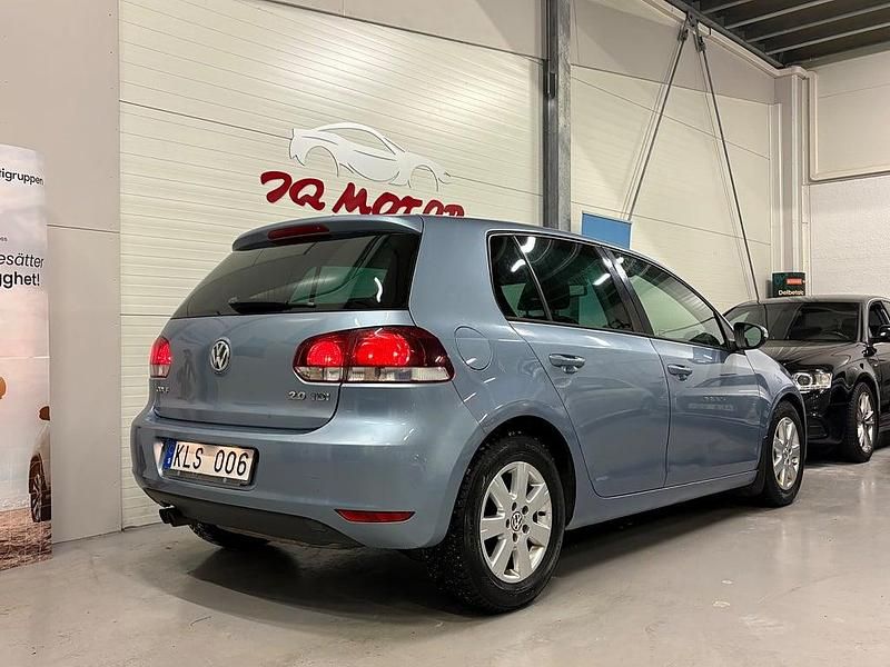Begagnad VW Golf VI GT 140 HK (102 kW) 2010 Blå Halvkombi
