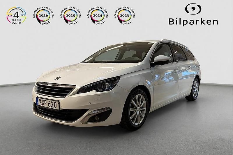 Begagnad Peugeot 308 SW Allure 120 HK (88 kW) 2016 Vit Kombi