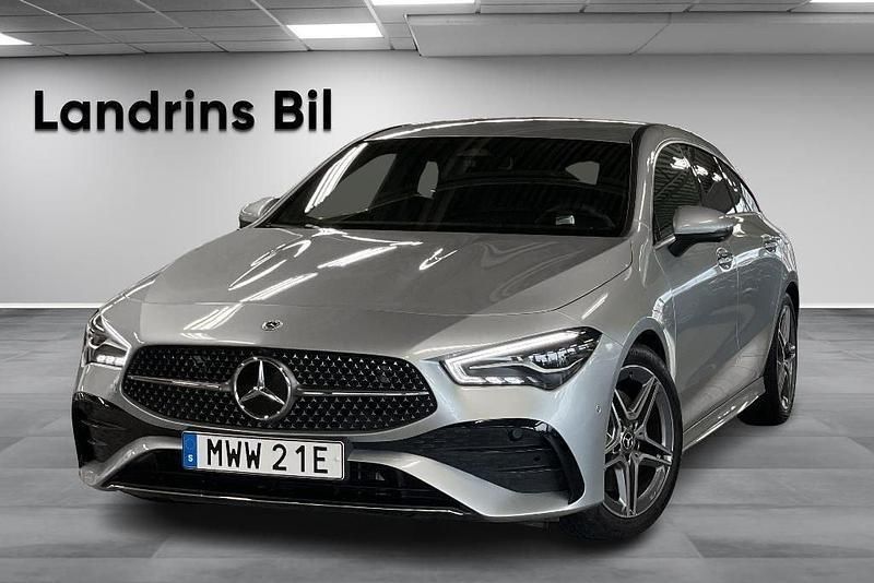 Silver Begagnad 2024 Mercedes CLA200 Shooting Brake AMG Line Premium Kombi | 379 000 kr (Superpris) - Bild 1/4