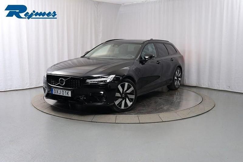 Svart Begagnad 2023 Volvo V90 Plus Kombi | 449 900 kr (Bra pris) - Bild 1/4