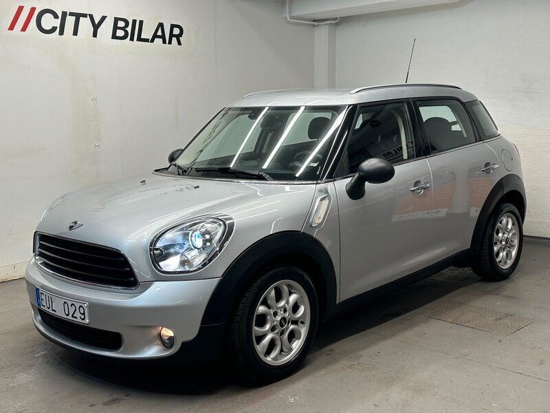Silver Begagnad 2010 Mini One D Countryman SUV | 89 900 kr - Bild 1/4