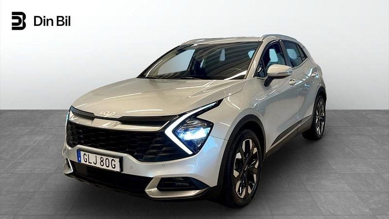 Grå Begagnad 2022 Kia Sportage 2 SUV | 314 900 kr (Superpris) - Bild 1/4