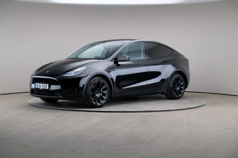 Svart Begagnad 2022 Tesla Model Y Long Range AWD SUV | 369 000 kr (Marknadspris) - Bild 1/4