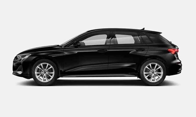 Svart Ny 2026 Audi A3 Sportback Halvkombi | 380 600 kr - Bild 1/1