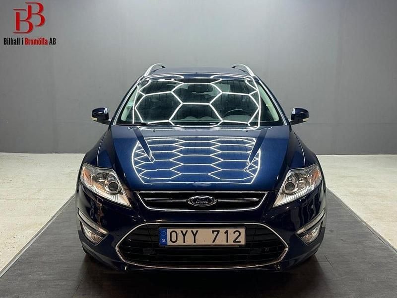 Begagnad Ford Mondeo 203 HK (149 kW) 2012 Blå Kombi