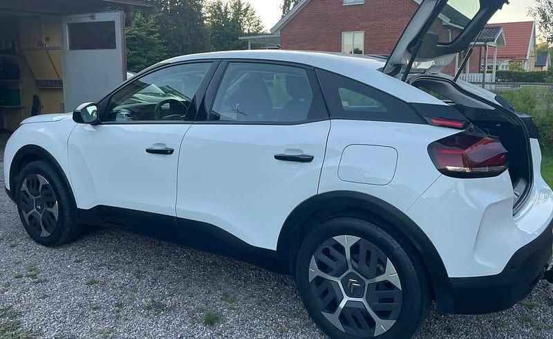 Begagnad Citroën C4 PureTech 131 HK (96 kW) 2021