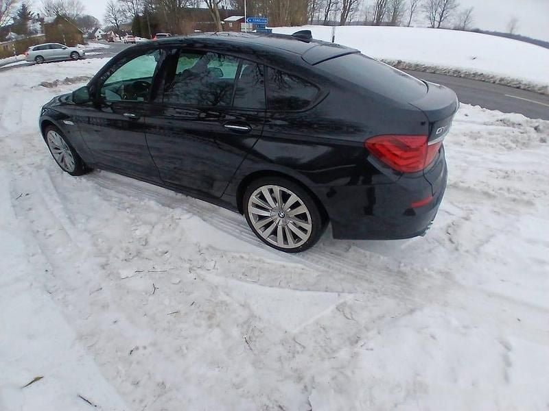 Begagnad BMW 530 Gran Turismo 245 HK (180 kW) 2011 Svart Halvkombi