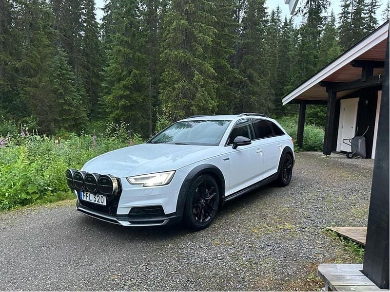 Vit Begagnad 2017 Audi A4 Allroad Proline Kombi | 174 500 kr (Lite dyr) - Bild 1/4
