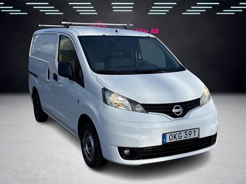 Begagnad Nissan NV200 90 HK (66 kW) 2016 Vit Minibuss