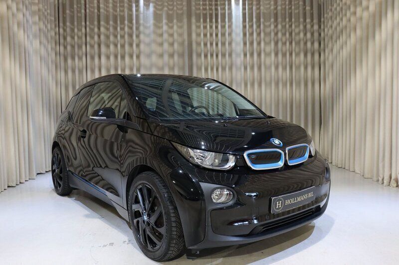 Svart Begagnad 2017 BMW i3 Halvkombi | 169 900 kr (Marknadspris) - Bild 1/4