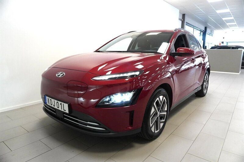 Röd Begagnad 2023 Hyundai Kona Essential SUV | 259 900 kr - Bild 1/4