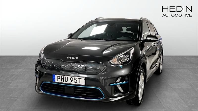 Grå (grey) Begagnad 2021 Kia e-Niro 2 SUV | 229 900 kr (Marknadspris) - Bild 1/4