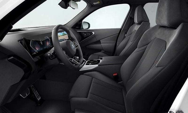 Vit Ny 2026 BMW X3 Comfort Edition SUV | 752 100 kr - Bild 1/1