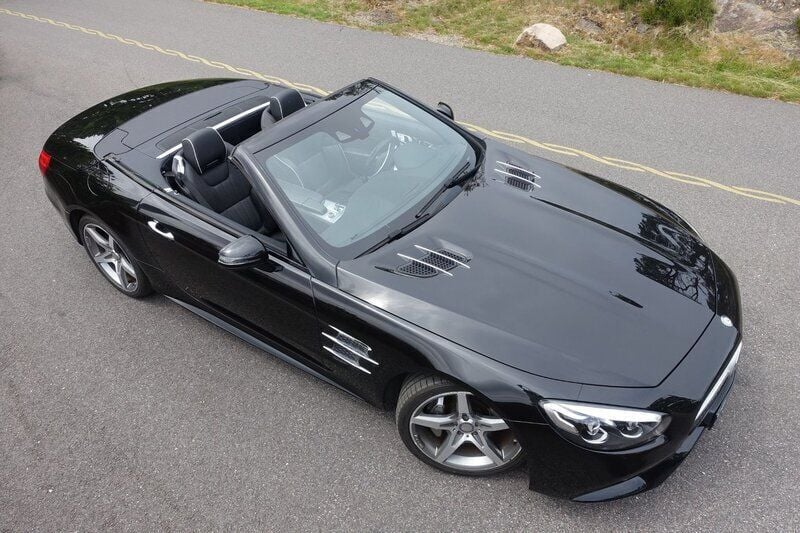 Svart Begagnad 2017 Mercedes SL400 AMG Cab | 575 000 kr - Bild 1/4